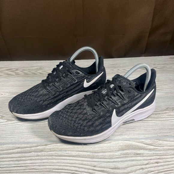 Nike Zoom Pegasus 36 Black Running Shoe - Women’s 7 - Picture 3 of 10